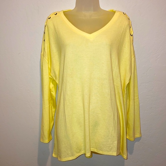 The Sweatshirt Project 2X Yellow lace-up shoulder - Picture 2 of 10